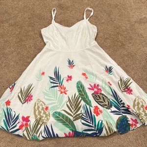 Old Navy Womens Cami Dress. Size small.